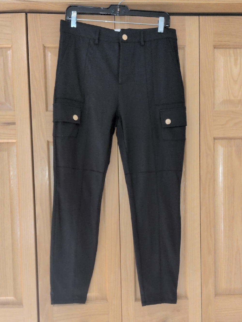 NWT HALARA Black Cargo Pants with Snap Flap Pockets